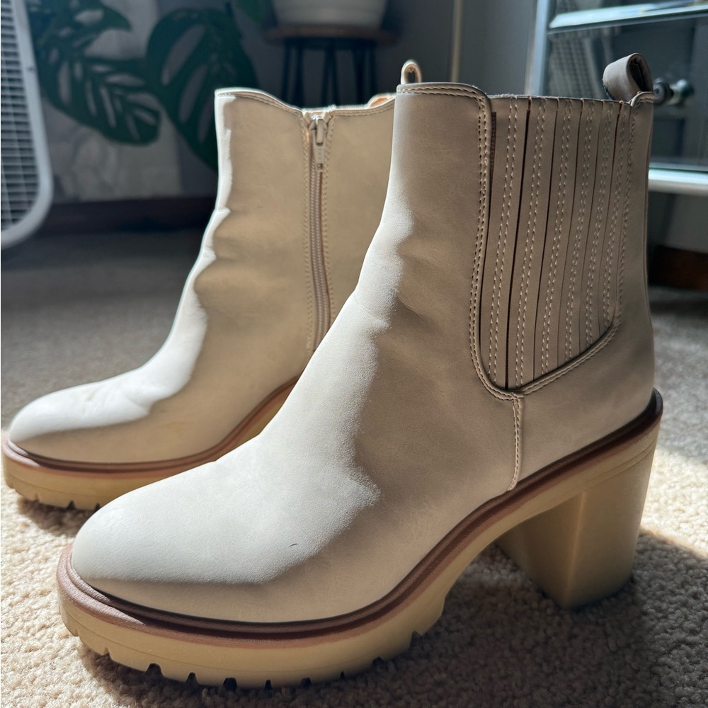DV by Dolce Vita Cream Heeled Boots